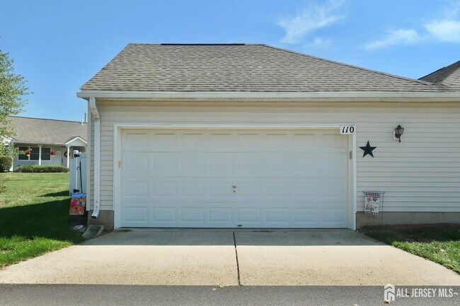 Building Photo - 110 Waterside Blvd