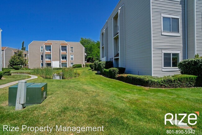 Building Photo - 4637 Quail Vista Cove