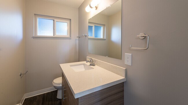 Interior Photo - Sylvan Court