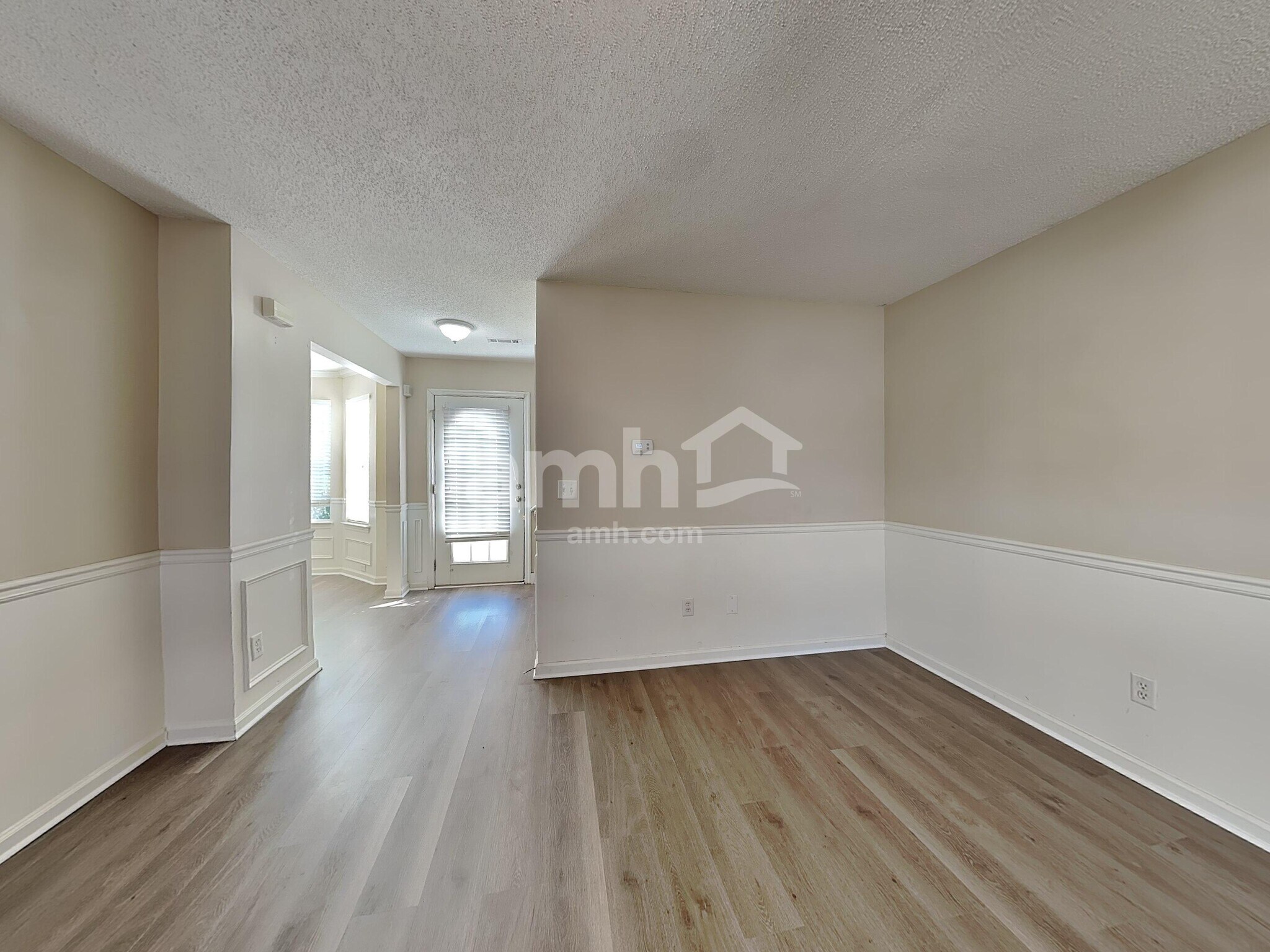 Building Photo - 501 Gonzaga Cir