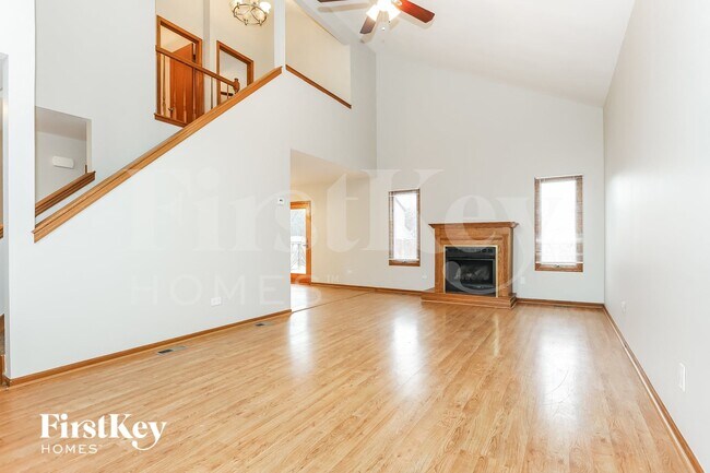 Building Photo - 1119 Karen Dr