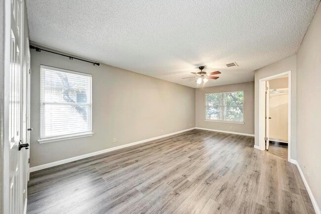 Building Photo - 9113 Edwardson Ln
