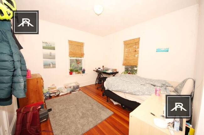 Building Photo - 4 bedroom in Watertown MA 02472
