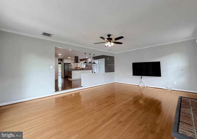 Building Photo - 1200 E Patuxent Dr