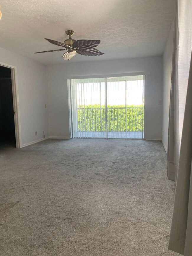 Building Photo - All  Utilities  included  in the rent - 2/...