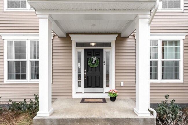 Building Photo - Spacious 5BR House in Beaver