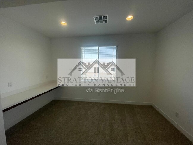 Building Photo - 20457 E Silver Creek Ln