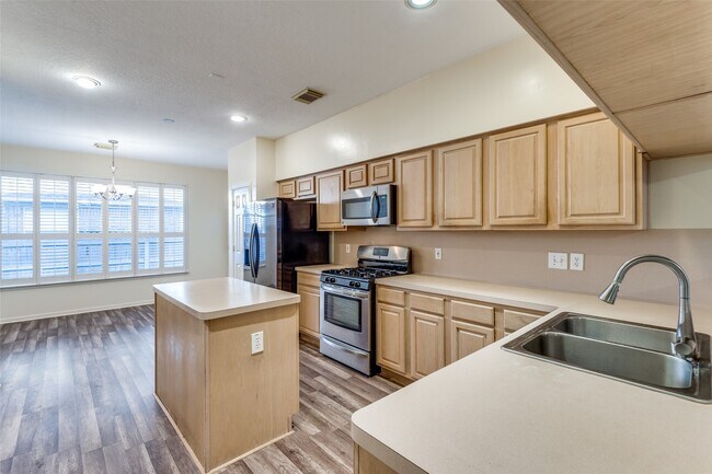 Building Photo - 127 S Winterport Cir