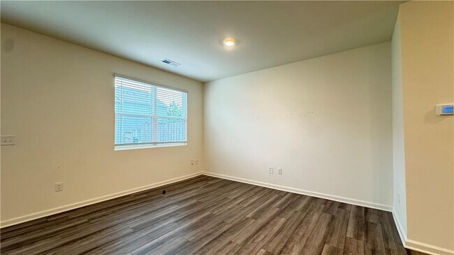 Building Photo - 204 Fenchurch Wy