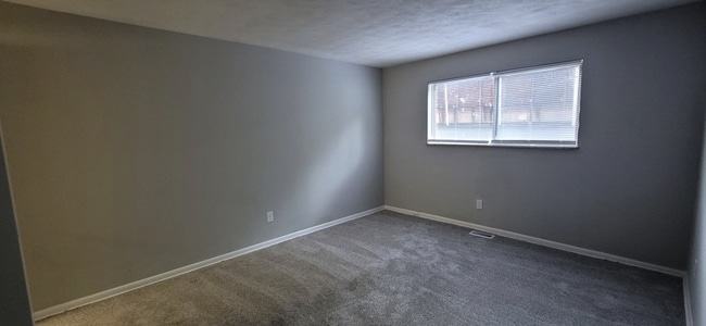 Building Photo - Spacious 2 bedroom 2 bath apartments in Ha...
