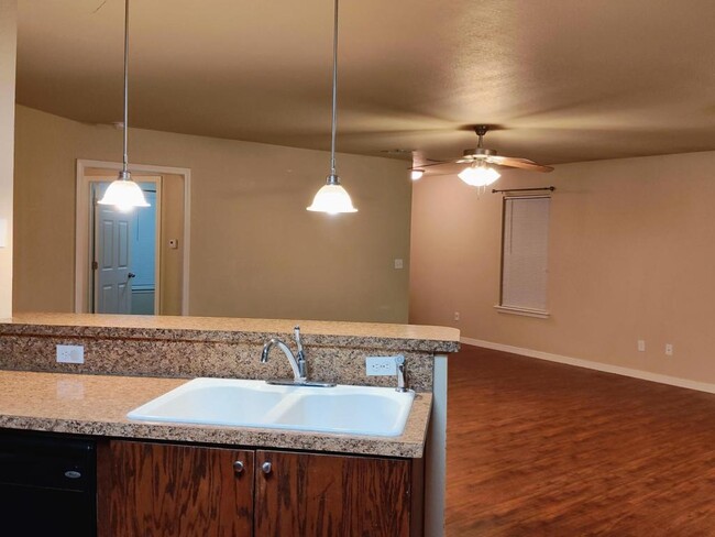 Building Photo - 2813 Conner Dr