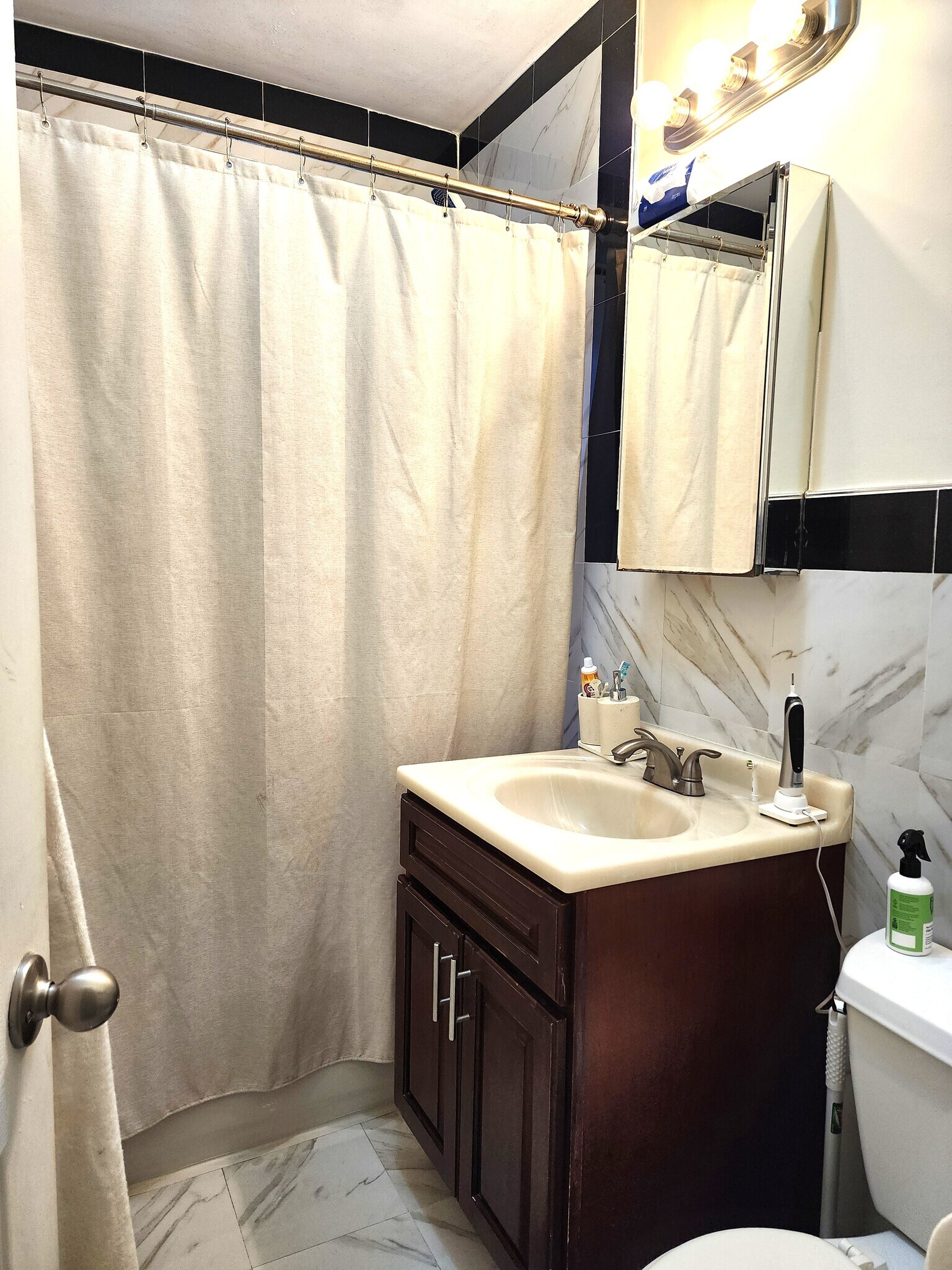 Building Photo - 1494 Ocean Ave