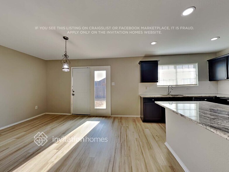 Building Photo - 149 Pinto Dr