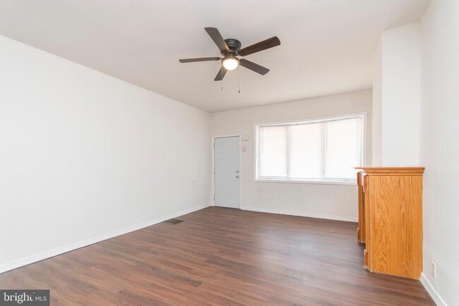 Primary Photo - 2079 E Tioga St