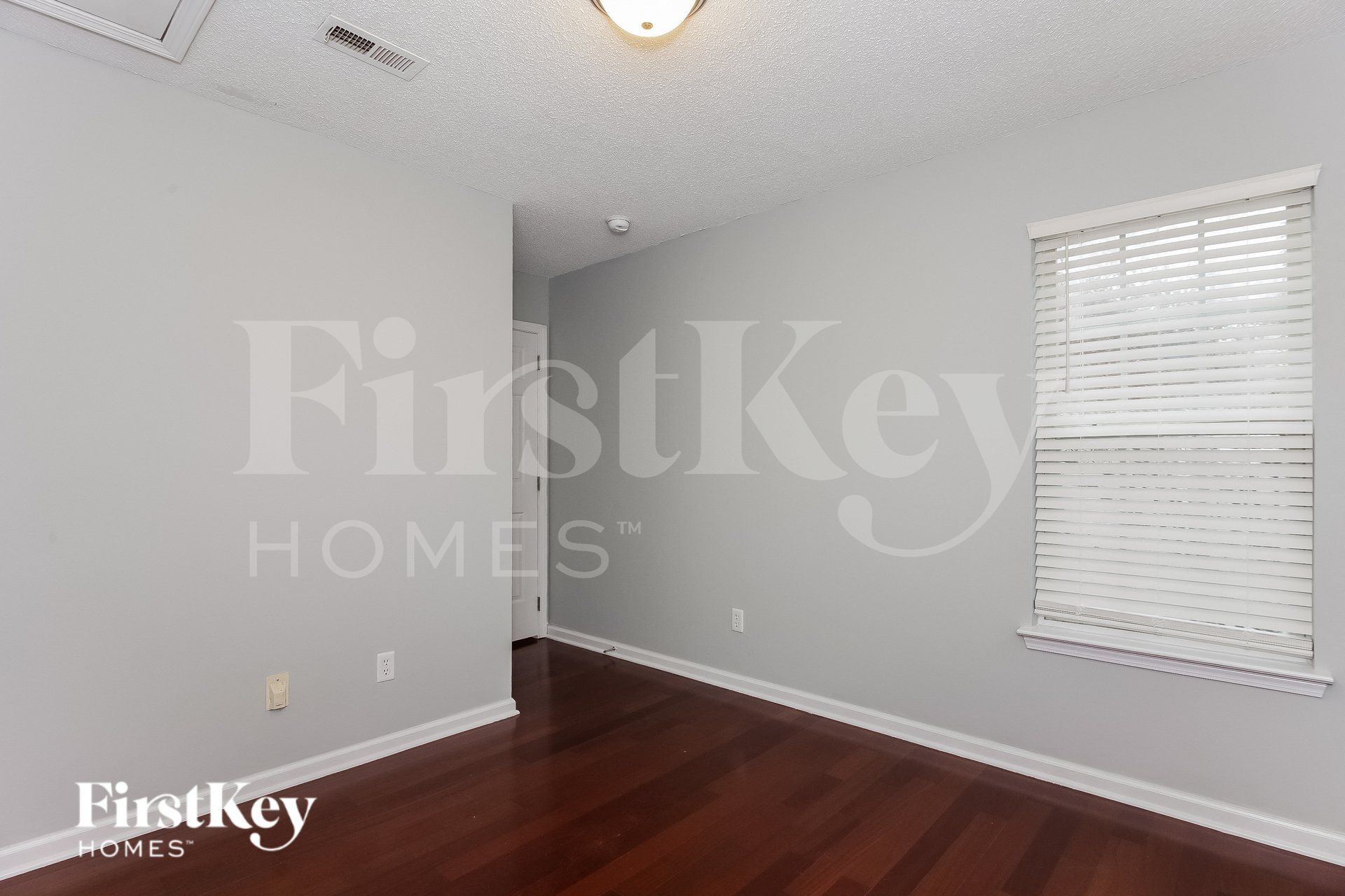 Building Photo - 7632 Lady Bank Dr