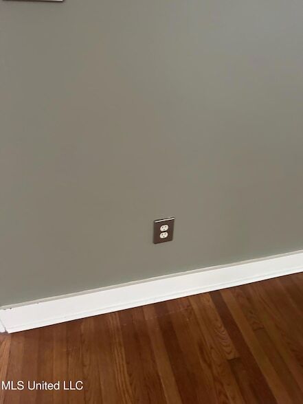 Building Photo - 3564 Cowan Pl