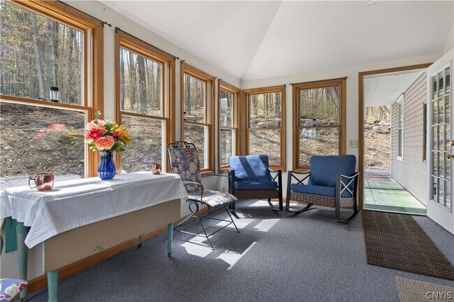 Building Photo - 3756 Oak Hill Rd