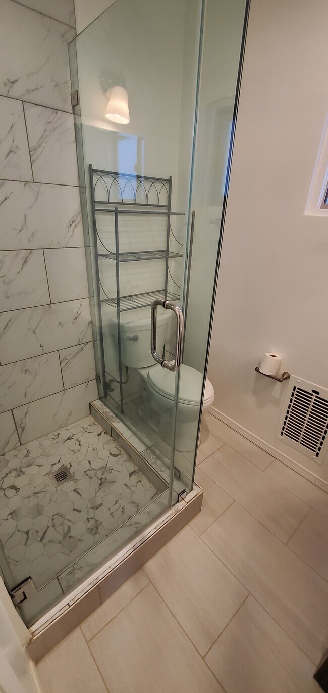 Building Photo - 11913 Culver Blvd