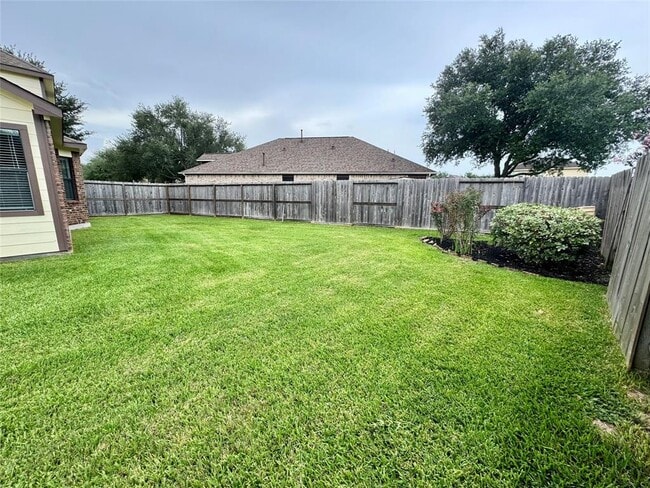 Building Photo - 13102 Southern Way Ln