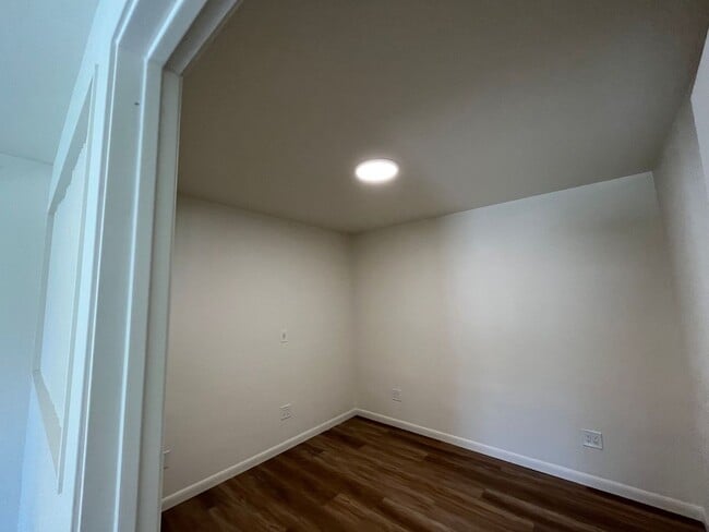 Building Photo - 110 Cuyama Ave