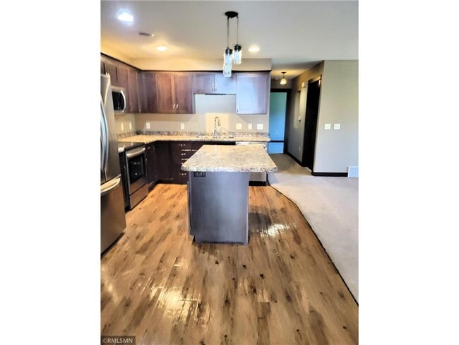 Building Photo - 1929 Cypress Ct