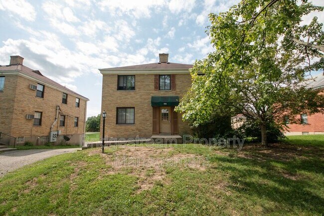 Building Photo - 550 Wiltshire Blvd