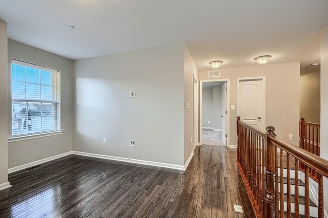 Building Photo - 601 Long Wall Dr