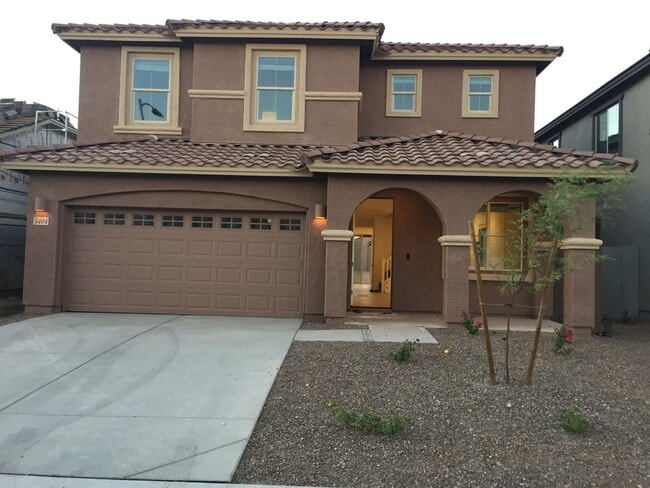 Building Photo - 5404 W Desert Hollow Dr