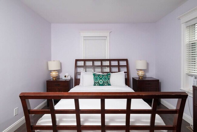 Building Photo - 7 Summit Ave