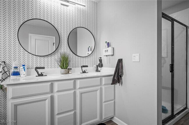 Building Photo - 9256 Preserve Way