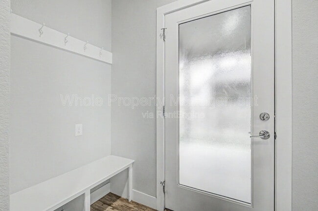 Building Photo - 9985 E 59th Ave