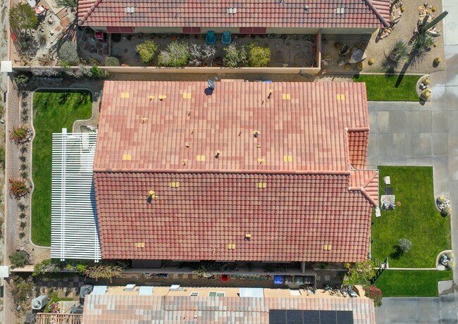 Building Photo - 2090 Savanna Way