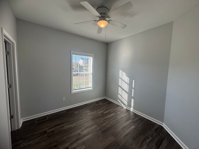 Building Photo - Welcome Home!!!