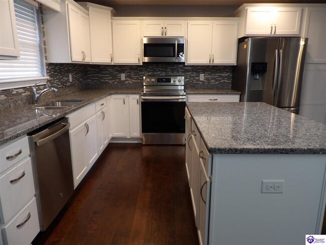 Building Photo - 96 Boone Trce