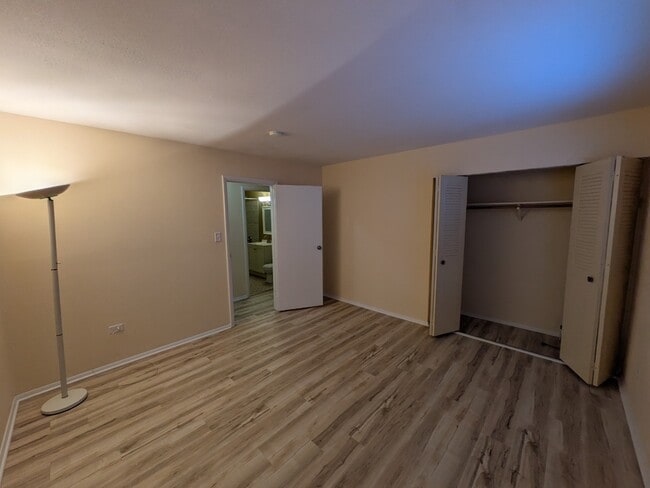 Building Photo - Cozy 1BR Apartment in the heart of Buffalo Grove – Heat Included | Unfurnished