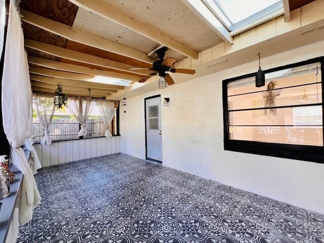 Building Photo - PRICE REDUCED FOR A QUICK MOVE IN!!! Elega...