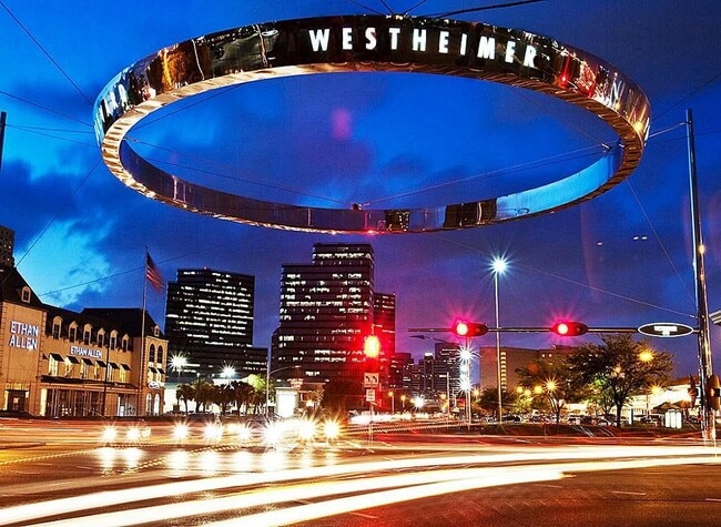 Building Photo - 4305 Westheimer Rd