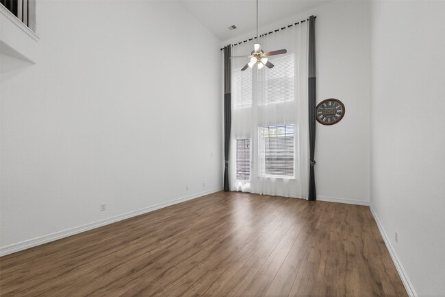 Building Photo - 1314 Glenwood Canyon Ln