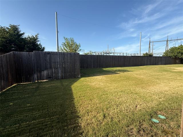 Building Photo - 2225 Windhaven Dr