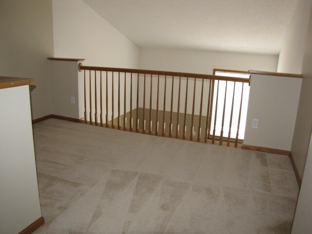 Building Photo - Spacious 2Bed+Loft/2Bath Townhome- Cottage...