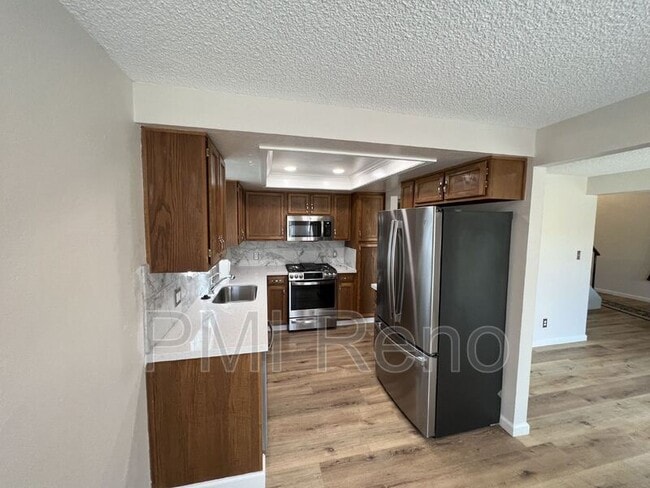 Building Photo - 1456 Canyon Creek Rd