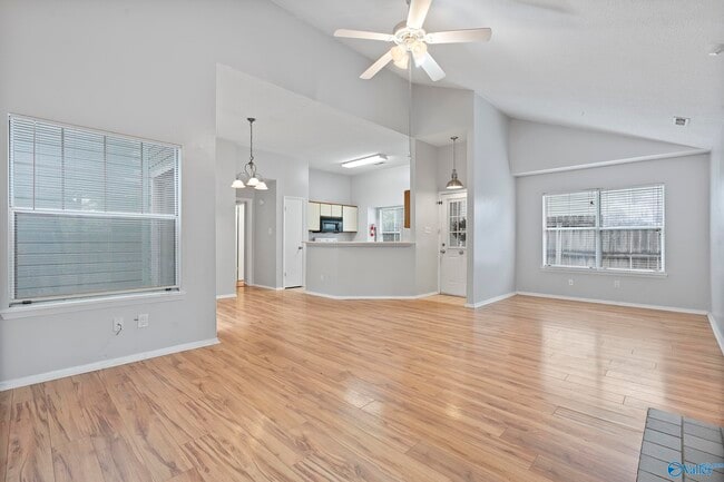 Building Photo - 120 Briargate Ln