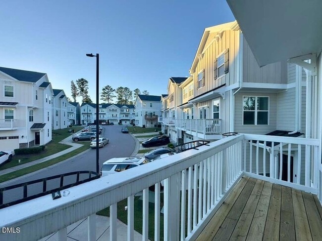 Building Photo - 2223 Chattering Lory Ln