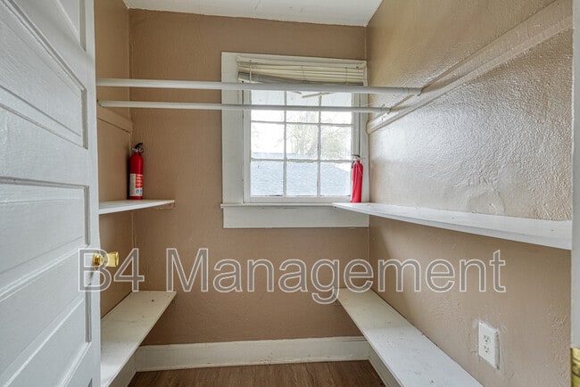 Building Photo - 781 Fulton Ave