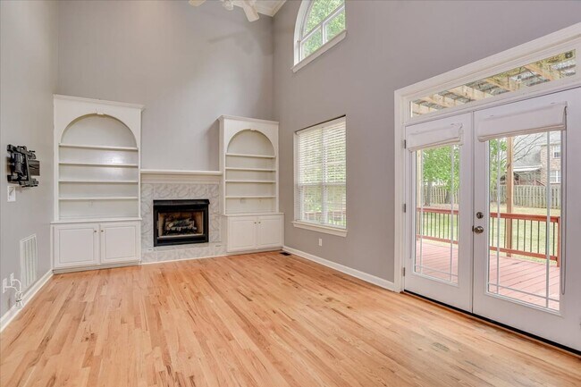 Building Photo - 4363 Wisteria Ct
