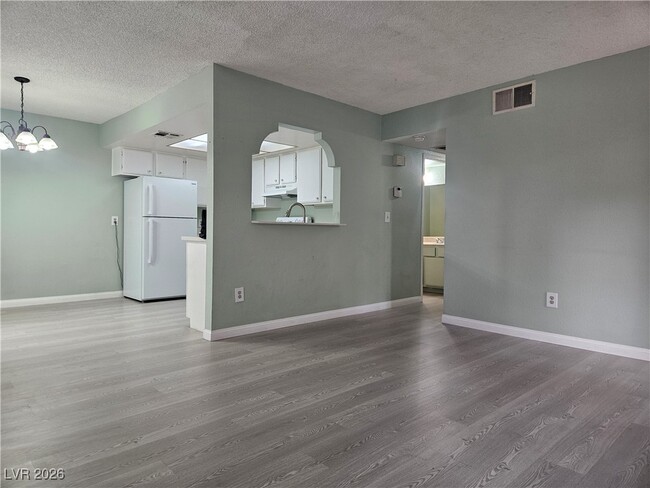 Building Photo - 4752 O'Bannon Dr