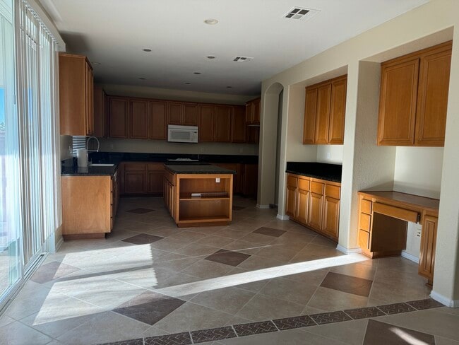 Building Photo - 1195 Dutch Mill Rd