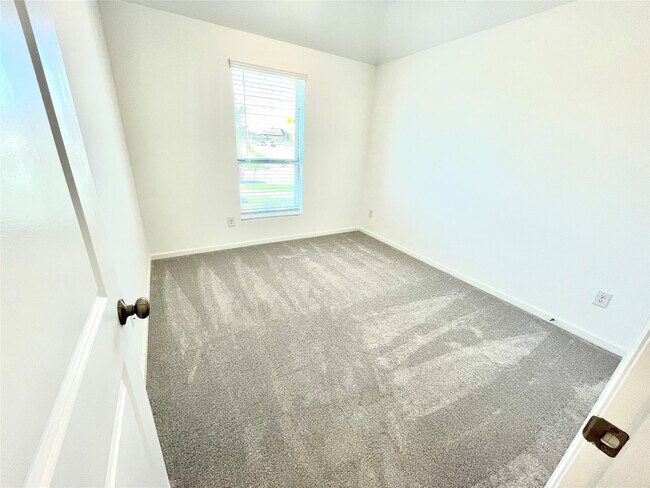 Building Photo - 29418 Amber Pne Ct