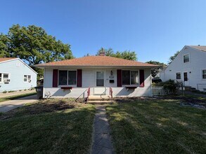 Building Photo - Two Bedroom Ranch for Rent