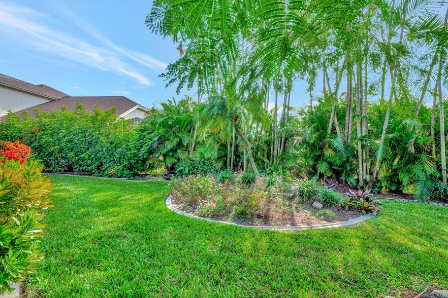 Building Photo - 22076 Seashore Cir